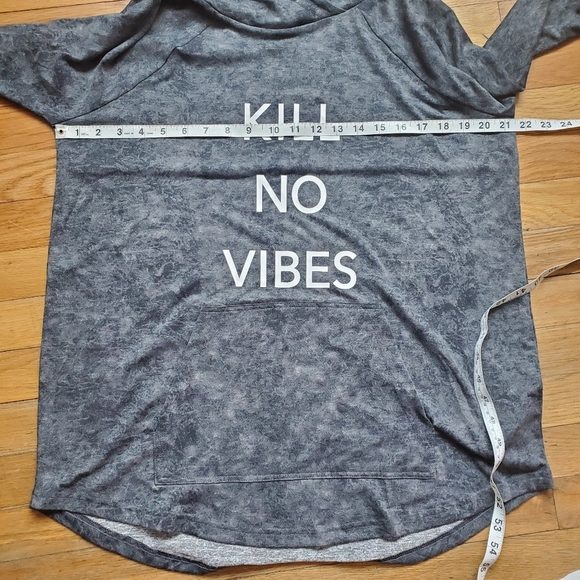 Lularoe Amber Kill‎ No Vibes Gray Hooded Sweatshirt Sz Large - Picture 5 of 6